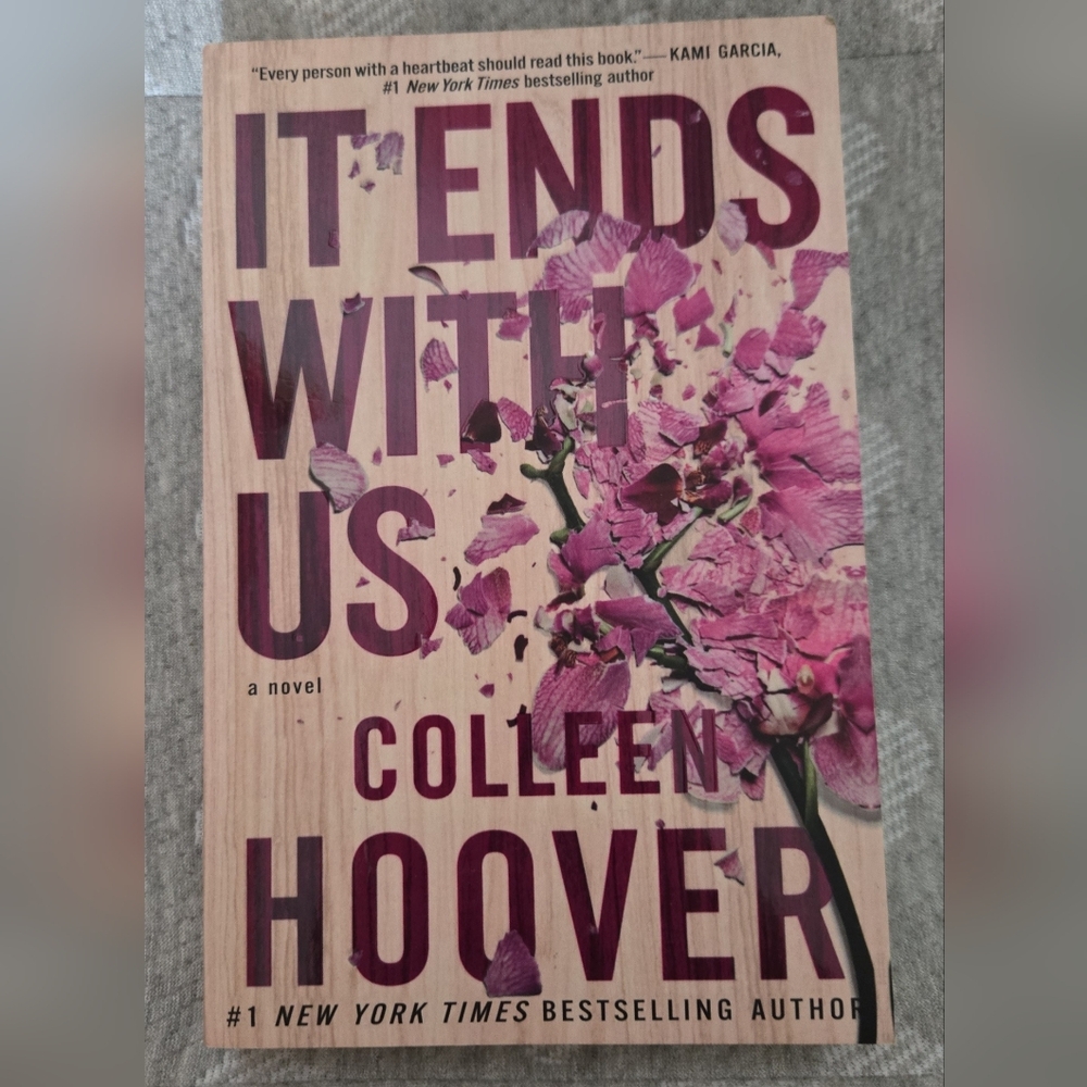 'It Ends With Us' Book